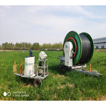 fertilisant et irrigateur de bobine de tuyau d&#39;eau